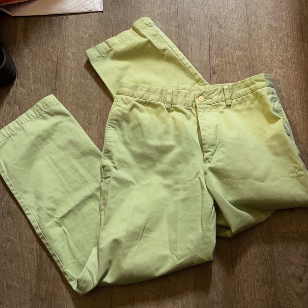 30x30 vineyard vines green pants